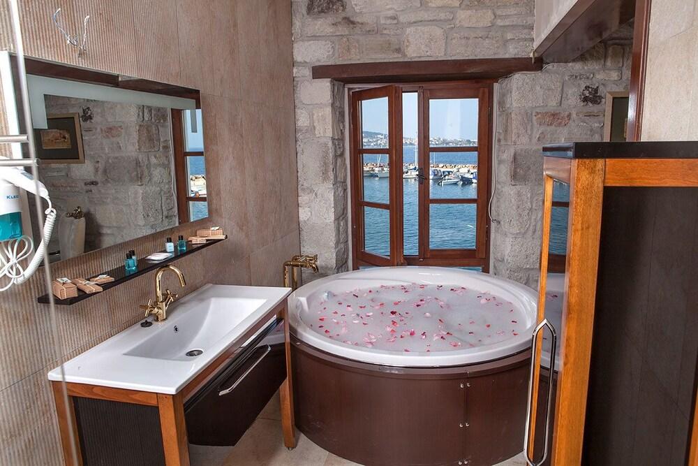 La Petra Hotel إزمير المظهر الخارجي الصورة
